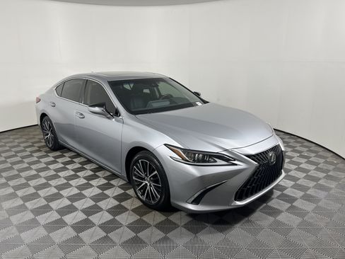 Used 2023 Lexus ES 350 w/ Premium Package FWD image 7