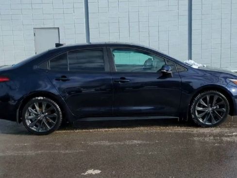 Used 2025 Toyota Corolla XSE image 9