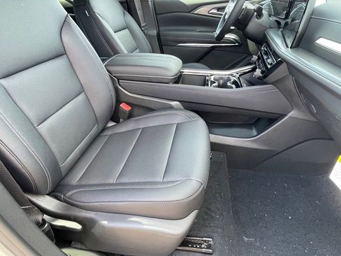 New 2026 Chevrolet Traverse LT w/ Driver Confidence Package image 10