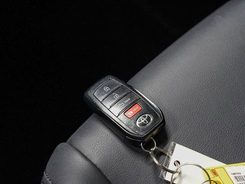 Used 2024 Toyota Corolla XSE FWD image 27