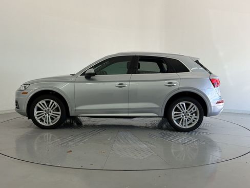 Used 2018 Audi Q5 2.0T Premium Plus w/ Premium Plus Package AWD/4WD image 2
