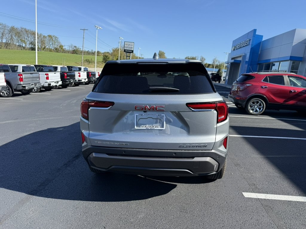 New 2027 GMC Terrain Elevation AWD/4WD image 4