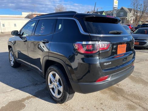 Used 2024 Jeep Compass Latitude image 13