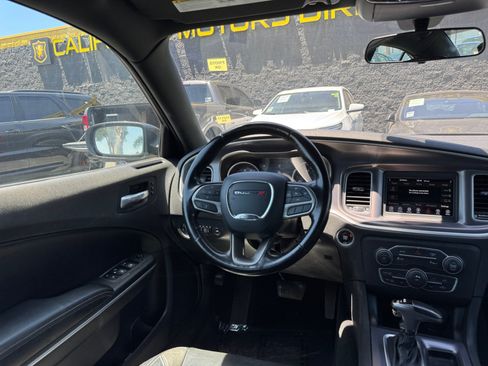 Used 2021 Dodge Charger SXT w/ Leather Interior Group RWD image 16