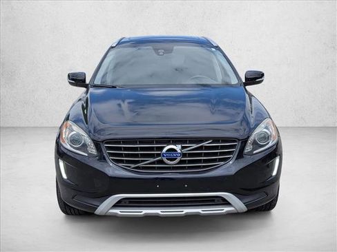 Used 2017 Volvo XC60 T5 Dynamic w/ Preferred Option Package image 2