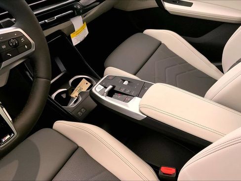 New 2026 BMW X2 xDrive28i w/ Technology Package AWD/4WD image 6