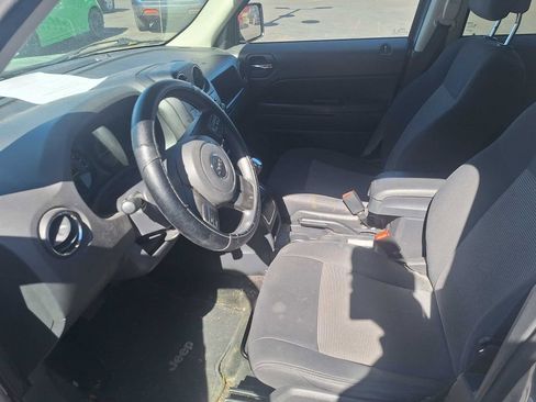 Used 2016 Jeep Patriot Sport w/ Power Value Group image 14