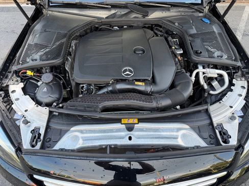 Used 2020 Mercedes-Benz C 300 4MATIC Sedan w/ Premium Package image 6
