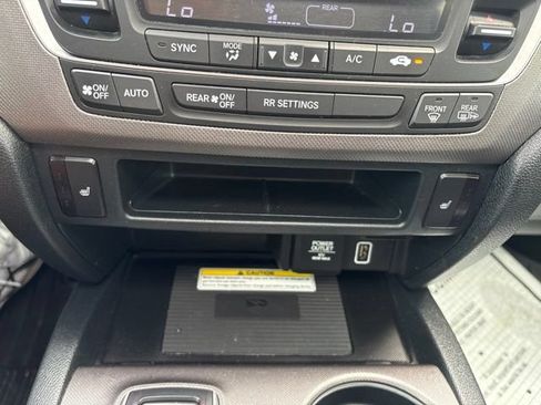 Used 2023 Honda Ridgeline RTL-E image 18