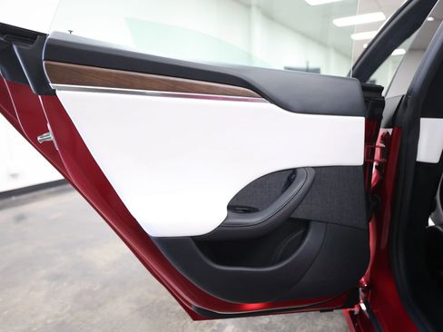 Used 2022 Tesla Model S Standard Range AWD/4WD image 43