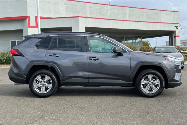 Certified 2024 Toyota RAV4 LE AWD/4WD image 6