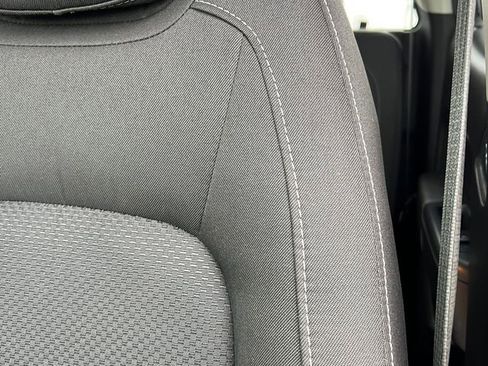 Used 2020 Chevrolet Colorado LT image 16