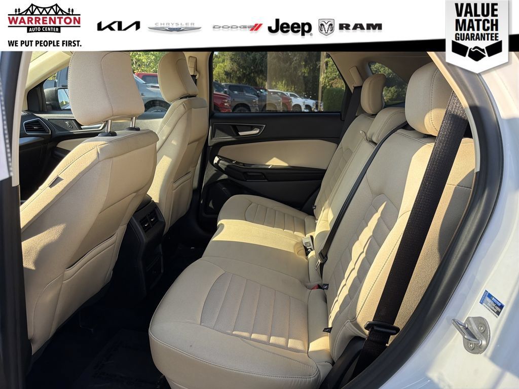 Used 2023 Ford Edge SE w/ Cargo Accessory Package AWD/4WD image 13