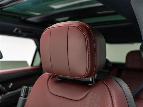 New 2026 Land Rover Range Rover Autobiography AWD/4WD image 15