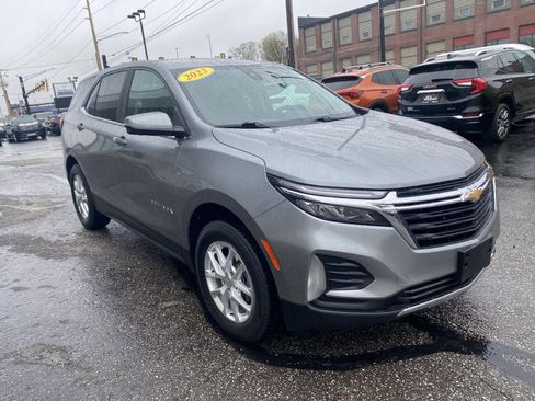 Used 2023 Chevrolet Equinox LT AWD/4WD image 11