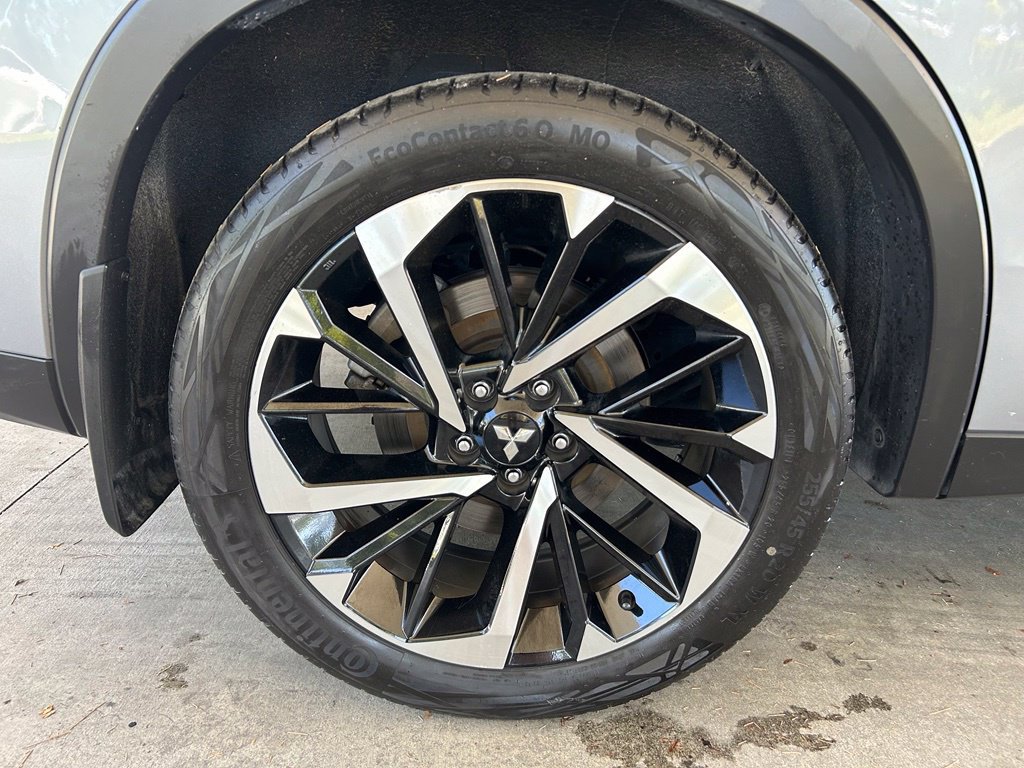 Used 2023 Mitsubishi Outlander SE FWD image 19