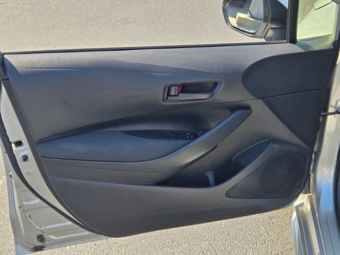 Used 2022 Toyota Corolla LE w/ Carpet Mat Package (TMS) FWD image 22
