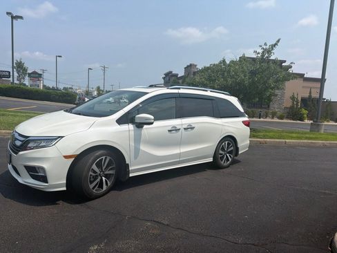 Used 2019 Honda Odyssey Elite image 6
