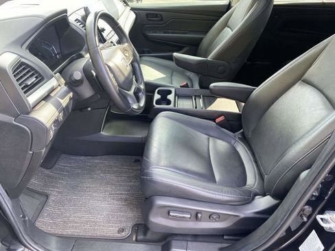 Used 2024 Honda Odyssey EX-L image 2