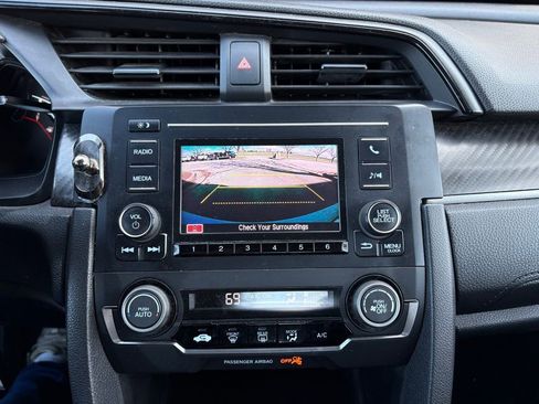 Used 2019 Honda Civic Sport image 32