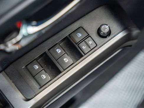 Used 2019 Toyota Tacoma TRD Sport RWD image 40