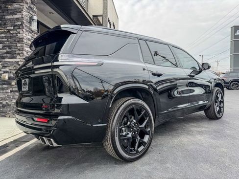 Used 2026 Chevrolet Traverse RS image 3