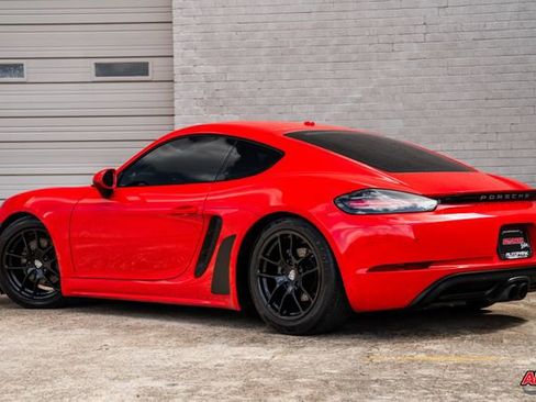 Used 2018 Porsche 718 Cayman RWD image 55