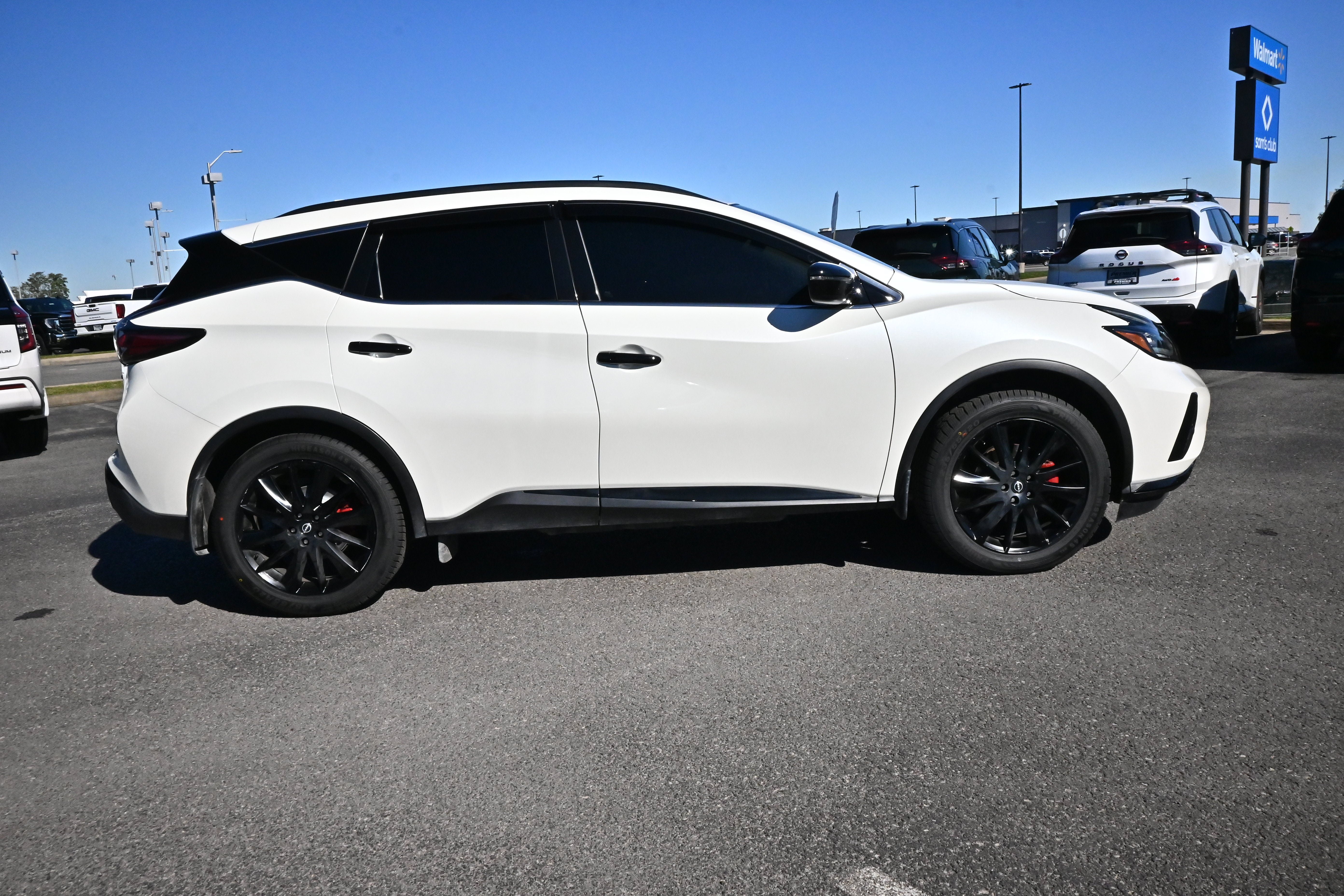 Certified 2024 Nissan Murano SV w/ SV Midnight Edition Package AWD/4WD image 5