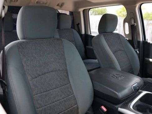 Used 2015 RAM 1500 Big Horn RWD image 23