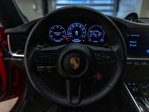 Used 2025 Porsche 911 Carrera image 6