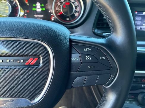 Used 2015 Dodge Challenger R/T w/ Quick Order Package 22B R/T RWD image 37