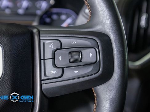 Used 2023 GMC Sierra 2500 AT4 w/ AT4 Preferred Package AWD/4WD image 15