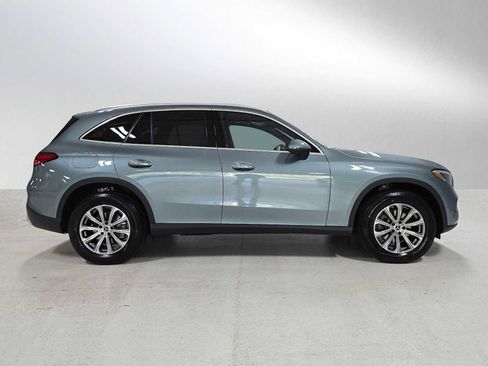 New 2026 Mercedes-Benz GLC 300 4MATIC image 2