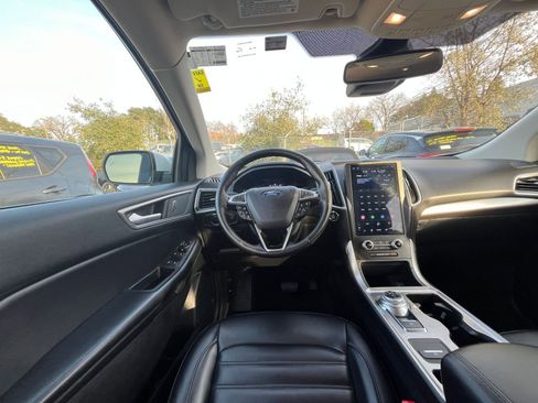 Used 2024 Ford Edge SEL image 35