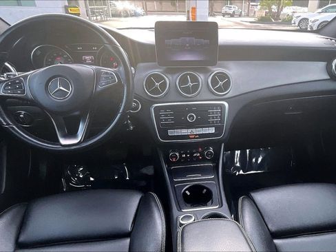 Used 2019 Mercedes-Benz GLA 250 image 13