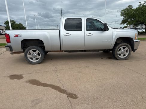 Used 2013 Chevrolet Silverado 2500 LTZ w/ LTZ Plus Package image 8