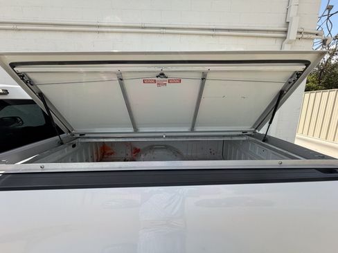Used 2022 Chevrolet Colorado LT w/ Fleet Safety Package RWD image 27