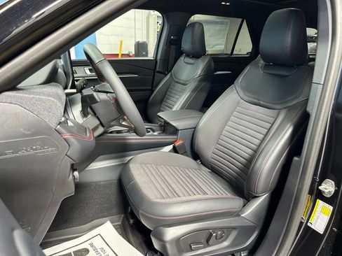 New 2026 Ford Explorer ST-Line w/ ST-Line Street Pack AWD/4WD image 17