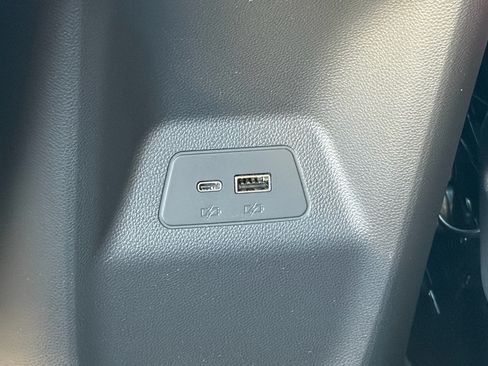 Used 2024 Buick Envision Sport Touring AWD/4WD image 13