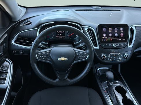 Used 2024 Chevrolet Malibu LT FWD image 10