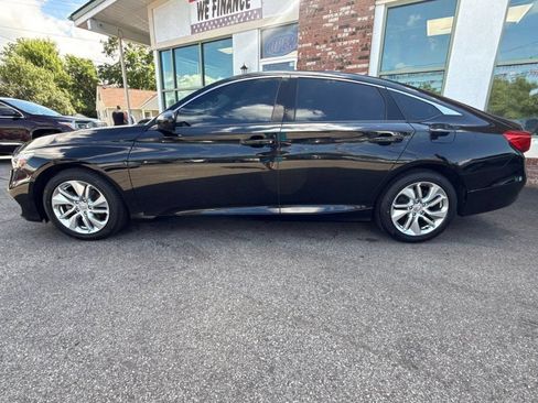 Used 2019 Honda Accord LX image 8