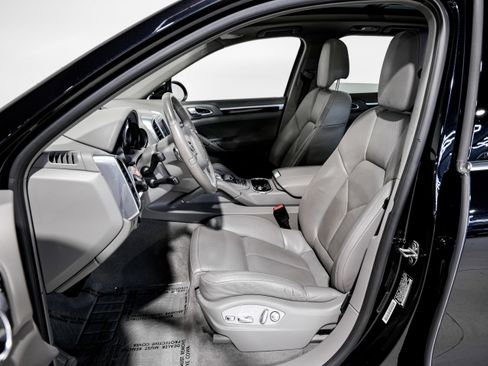 Used 2013 Porsche Cayenne Diesel image 20