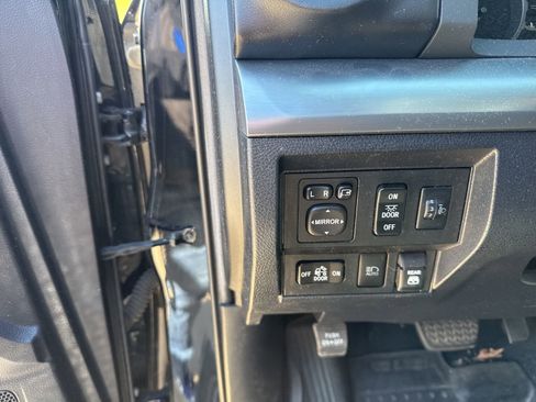 Used 2020 Toyota Tundra Platinum AWD/4WD image 17