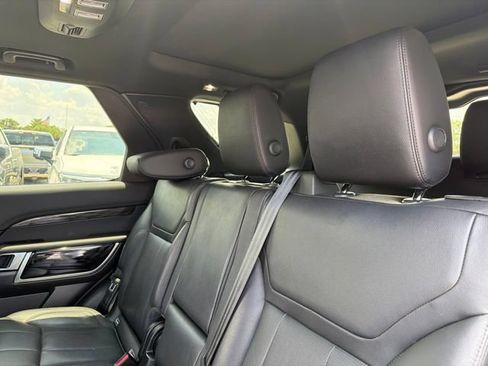 Used 2020 Land Rover Discovery HSE AWD/4WD image 12
