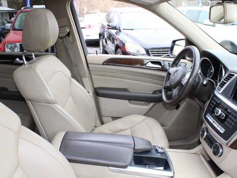 Used 2013 Mercedes-Benz ML 350 4MATIC image 11