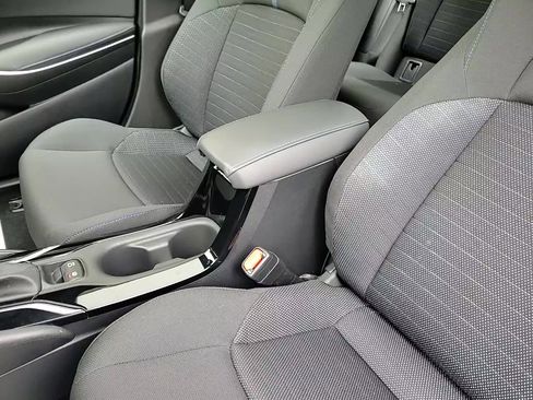 Certified 2022 Toyota Corolla SE w/ SE Premium Package image 19