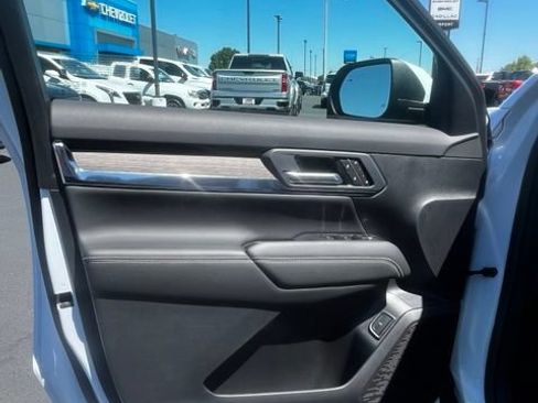 Used 2026 GMC Terrain Denali w/ LPO, Floor Liner Package AWD/4WD image 13
