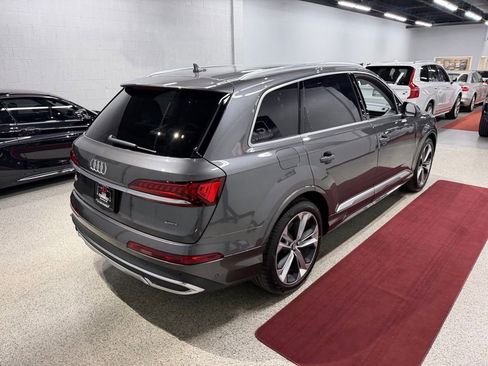 Used 2020 Audi Q7 3.0T Prestige AWD/4WD image 9