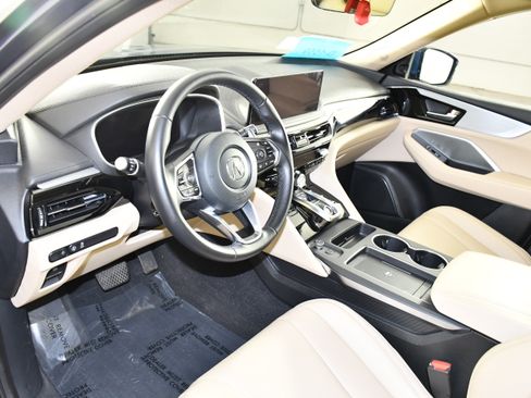 Certified 2025 Acura MDX SH-AWD image 2