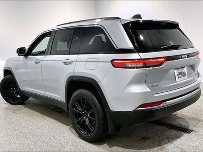 Used 2023 Jeep Grand Cherokee Limited w/ Luxury Tech Group II